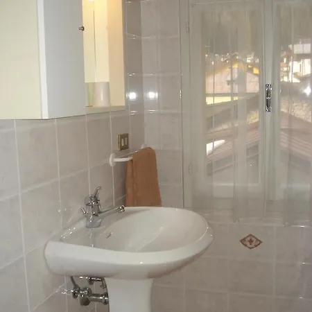 Hotel Larese 2*